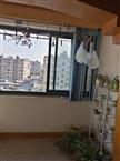 出租房 西横河 5楼  三室两厅二卫  130平方  房东保留一间精装修   2200  家电家具齐全  拎包入住看房有钥