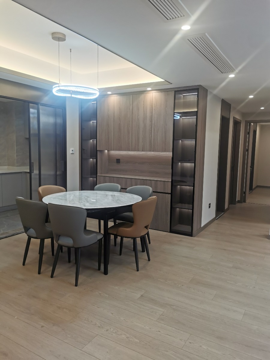 江辰府22幢501室